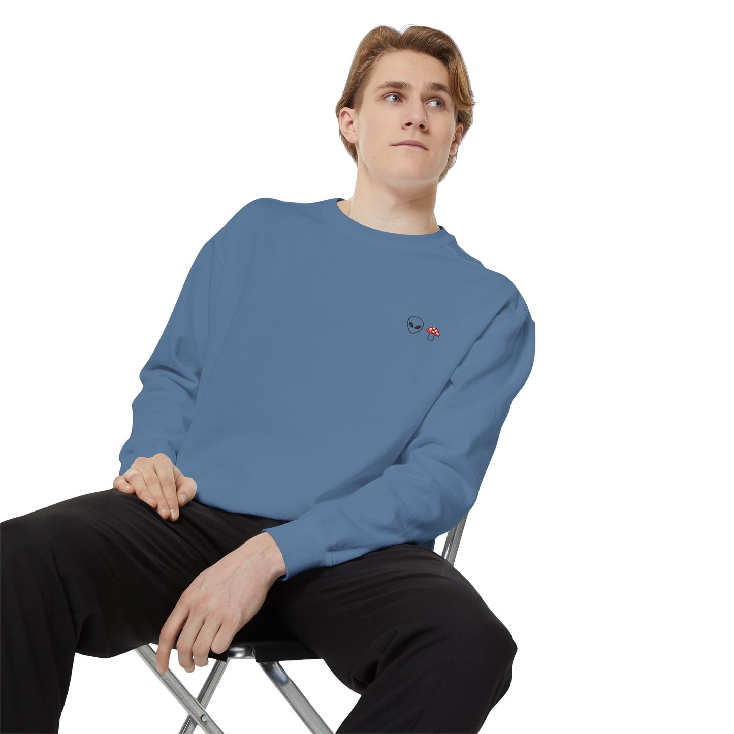 GnomeNebula™ Embroidered Alien & Mushroom Sweatshirt — Premium Minimal Streetwear